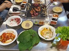 -马路牙子烧烤音乐酒馆(望京店)