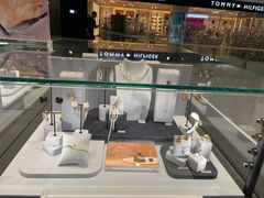 -HEFANG Jewelry何方珠宝(IFS店)
