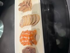 -HOMES上海本帮菜(襄阳公园店)