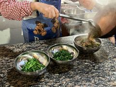 -正宗杨记普洱酸醋米线(总店)