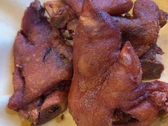-侬佳蒸菜馆(听潮店)