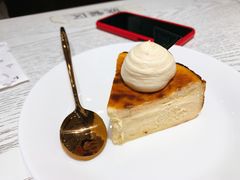 巴斯克榴莲芝士蛋糕-娜娜家·Nana's restaurant(国金汇店)