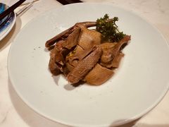 椒麻青花椒乳鸽-绿波廊(豫园店)