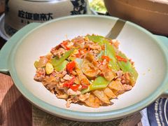 -吃饭皇帝大土家民族菜(荟聚店)