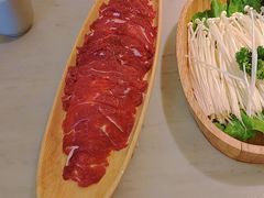 -左庭右院鲜牛肉火锅(浦江欢乐颂店)