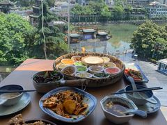 -包整·丝娃娃(一览甲秀楼风景店)