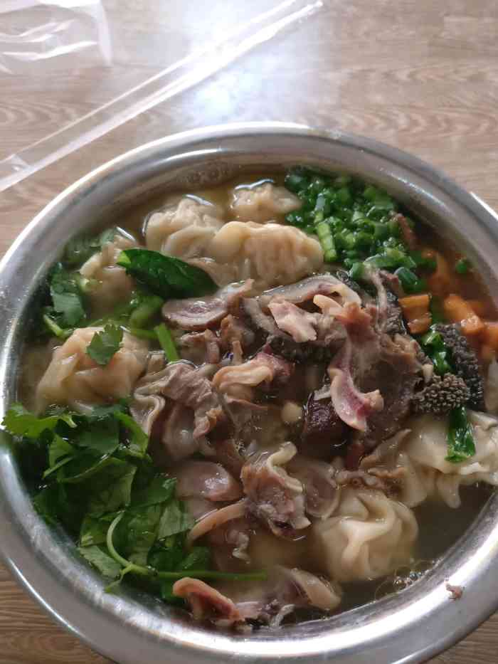 郑嫂广雅云吞(忻城店)-"我是美食服务榜top10的鸭脚煲,我家鸭.