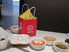 -海底捞火锅(长宁路龙之梦店)