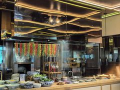 -大中华希尔顿酒店-念自助餐·嗨啤·小龙虾