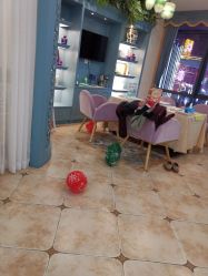 -静博士养生美容连锁