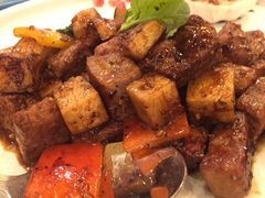 九层塔鲍菇牛肉粒-北京西国贸大酒店