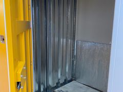 -安东易迷你自助仓储寄存仓库(草桥店)