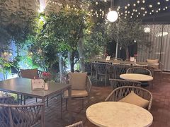 -Osteria Garden 生蚝花园餐厅(原进贤路店)
