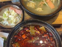 -有红鸡毛店·砂锅菜(抚琴夜市店)