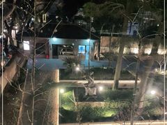 -穹六人间 people 6(岳阳路店)