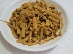 -天乐农家鱼头王(天目湖店)