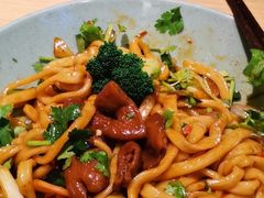 招牌肥肠干拌面-陳八两面家(滨江天街店)