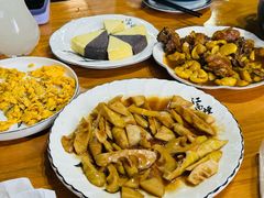 -竹乡人家大鱼头(南山竹海店)