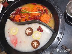 -重庆德庄火锅(体育中心店)