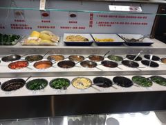 自助调料区-海底捞火锅(大融城店)