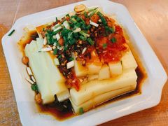 凉拌米豆腐-罗满娘特色豆花烤鱼