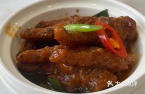 Herb Sauce Steamed Chicken Feet