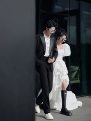 -樱花婚纱摄影