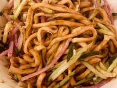 -黑八私房老北京炸酱面