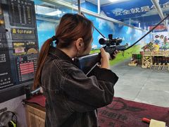 -都市枪神实弹射击俱乐部