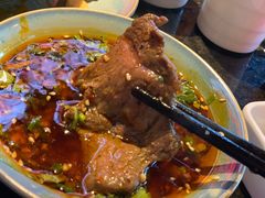 -三个四川人火锅(华联商厦店)