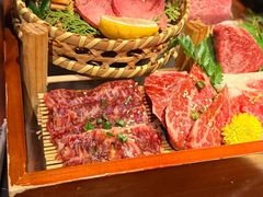 -山川小町·极番烧肉(新地假日广场店)