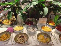 -上海滴水湖皇冠假日酒店