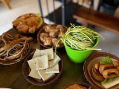 -黄潇洒老火锅(九眼桥宏济巷店)