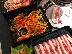 -烤路里·韩国品质自助烤肉(石路天虹4号店)