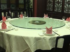 -梅龙镇酒家(南京西路总店)