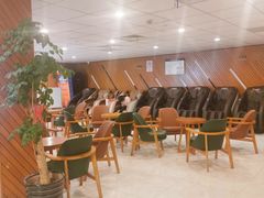 -大光明丽星VIP影城(昌里路杜比全景声店)