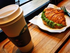 -星巴克臻选(南京艾尚天地店)