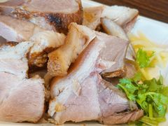 万峦猪脚-台南擔仔面·卤肉饭(老虹井路店)