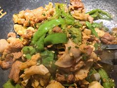 -费大厨辣椒炒肉(高铁吾悦广场店)