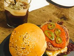 -HIGH FIVE哈福手工汉堡(桂林路店)