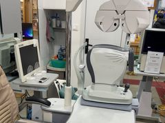 -豪门视光·星趣控·蔡司依视路眼镜代理商(中央大街店)