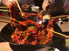 -沪小胖小龙虾(淮海中路旗舰店)