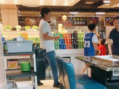 -新艺自助美食城(中山路店)