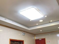 -鑫巴蜀小镇 · 水煮鱼专研店(玉桥店)