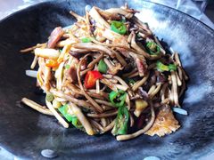 干锅鲜茶树菇-马凯餐厅(长椿街店)