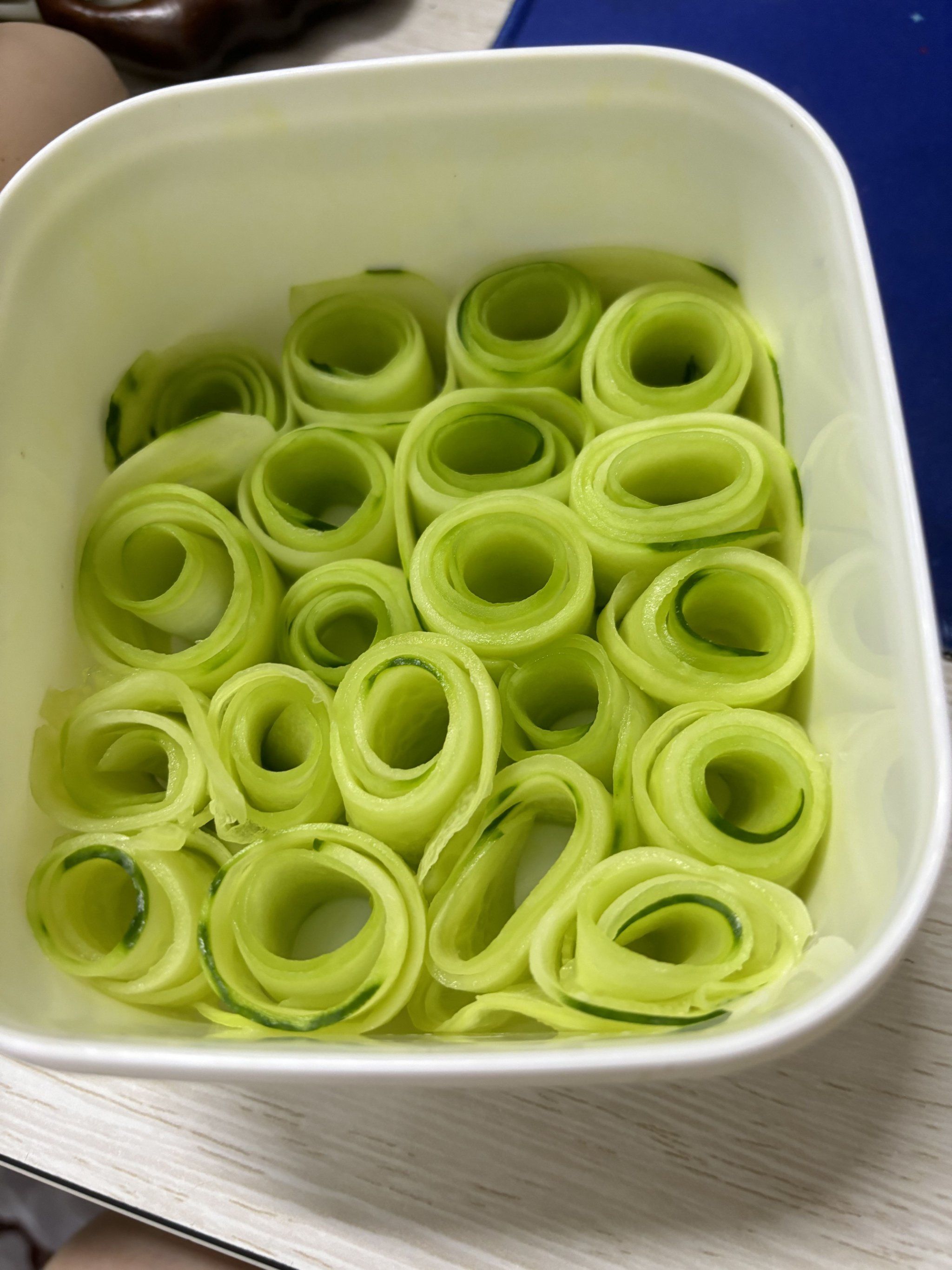 夏日自制方便青瓜水