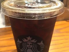 -星巴克(上海虹桥新天地二店)