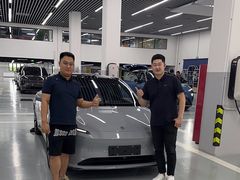 -蔚来体验中心(北京亦庄店)
