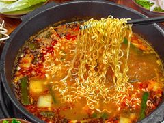 -黔三一夺夺粉酸汤火锅(百信店)