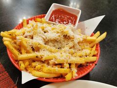 -WOLFGANG PUCK KITCHEN & BAR(迪士尼小镇店)